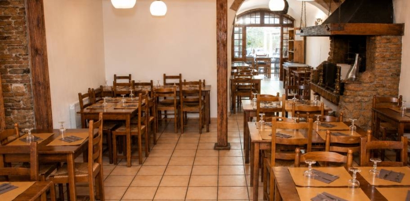 Le Chaudron - restaurant TREVOUX