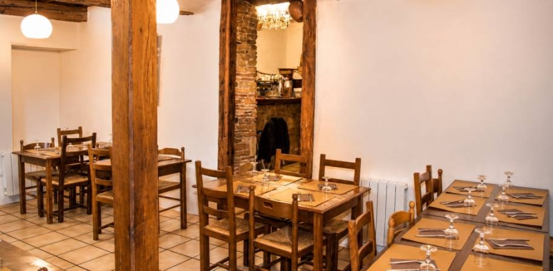 Le Chaudron - restaurant TREVOUX