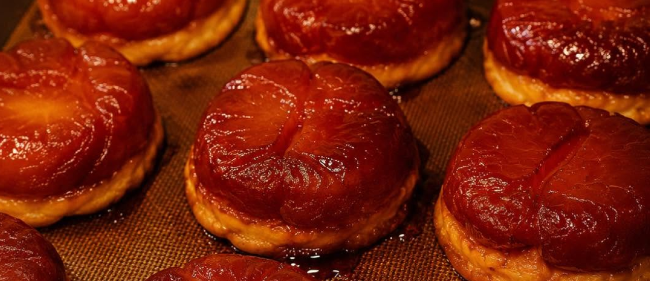 Commande Patisserie - Le Chaudron - restaurant TREVOUX - Gateau anniversaire Lyon - Pâtisserie Trévoux